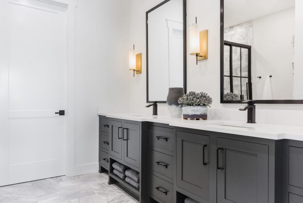 Modern Bathroom